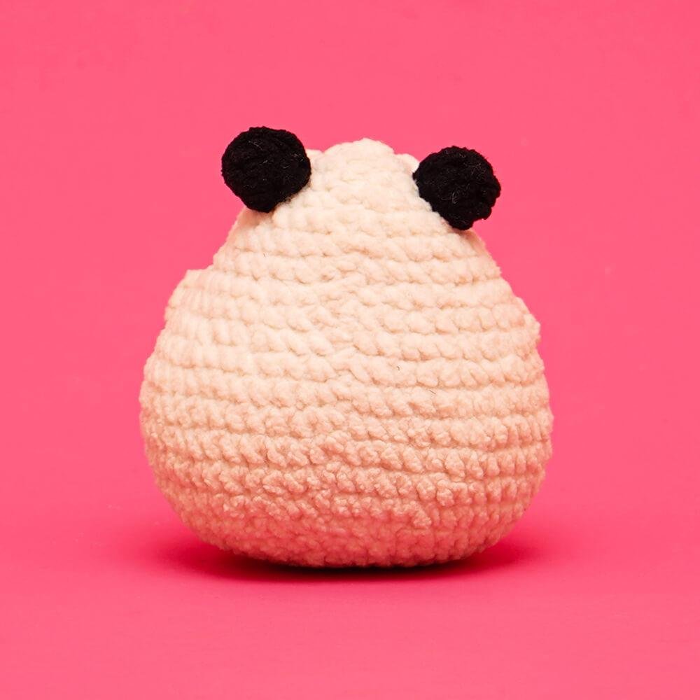 Press Bubble Pug Dog Crochet Kit - Image 5