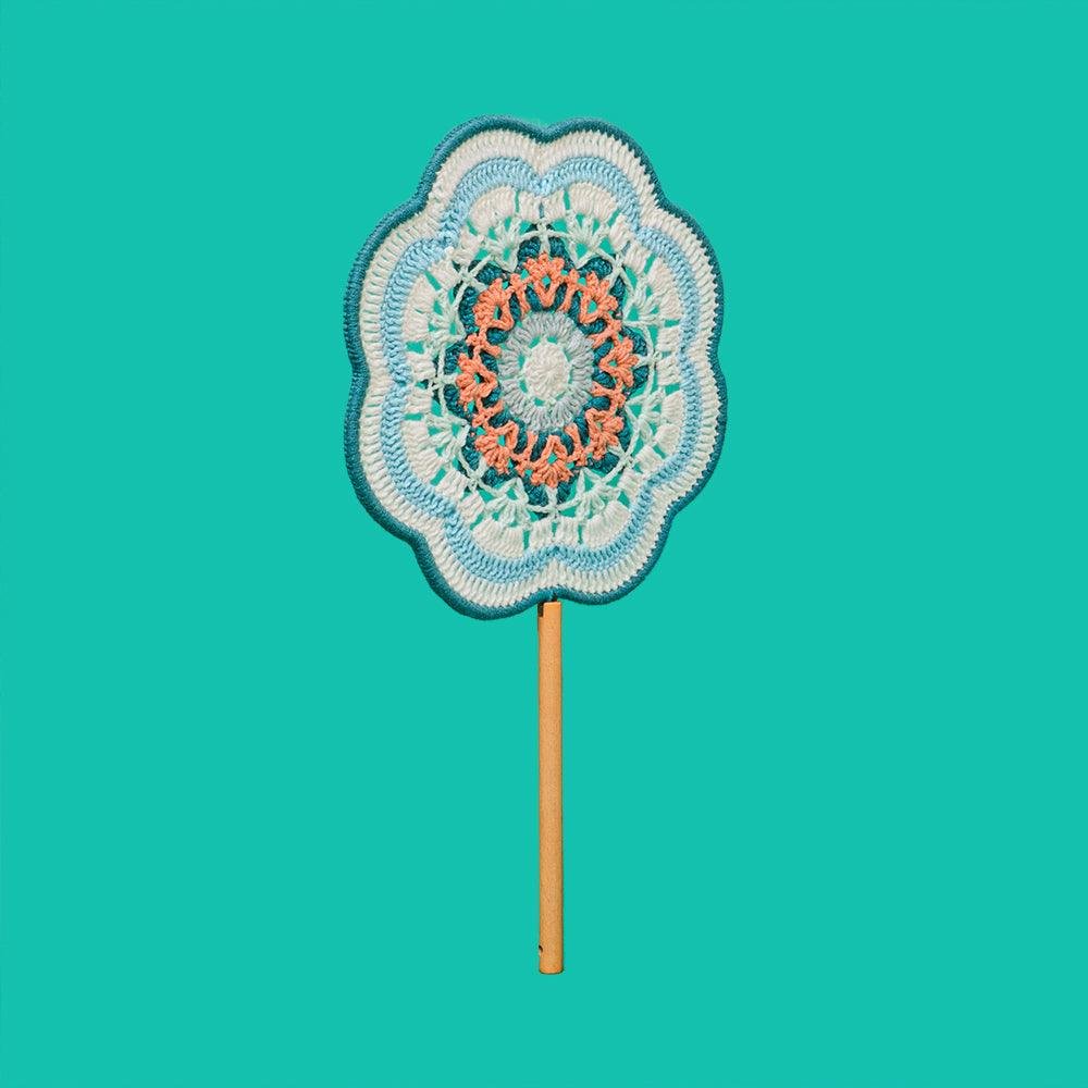 Light Blue Totem Fan Crochet Kit - Image 7